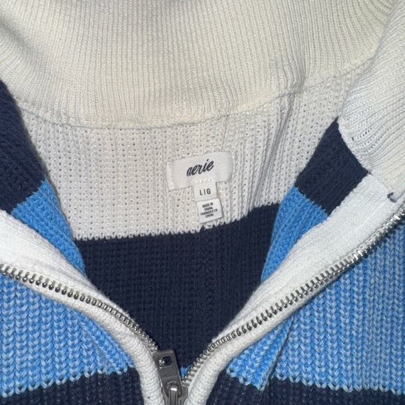 Aerie women’s Blue and White Zip-Up Sweater - Picture 2 of 2